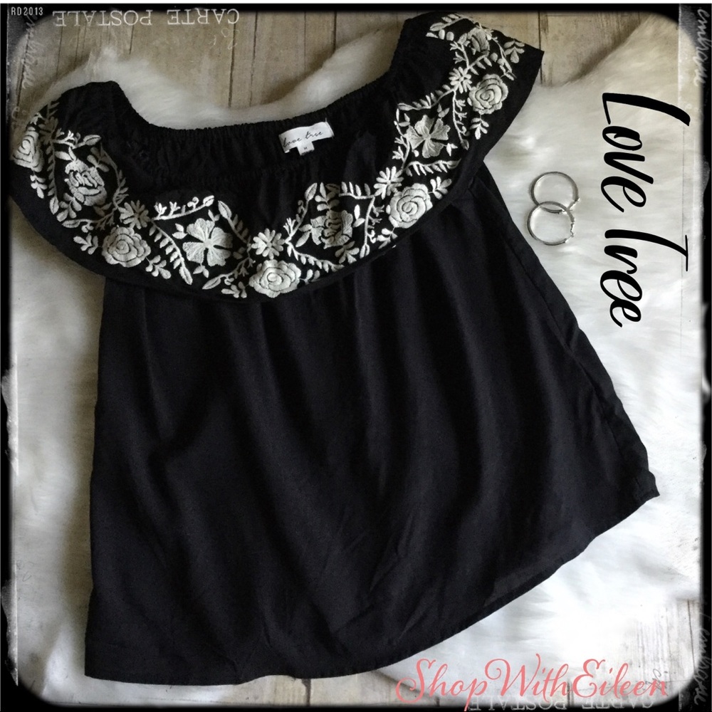 Love Tree Black & Ivory Ruffle Embroidered Top - Picture 2 of 9